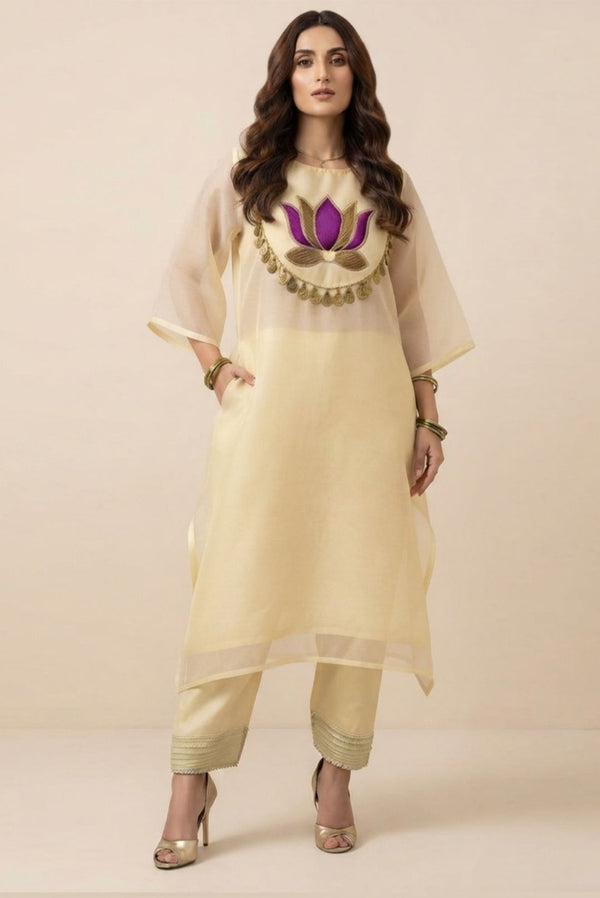 The Lotus Kurta set