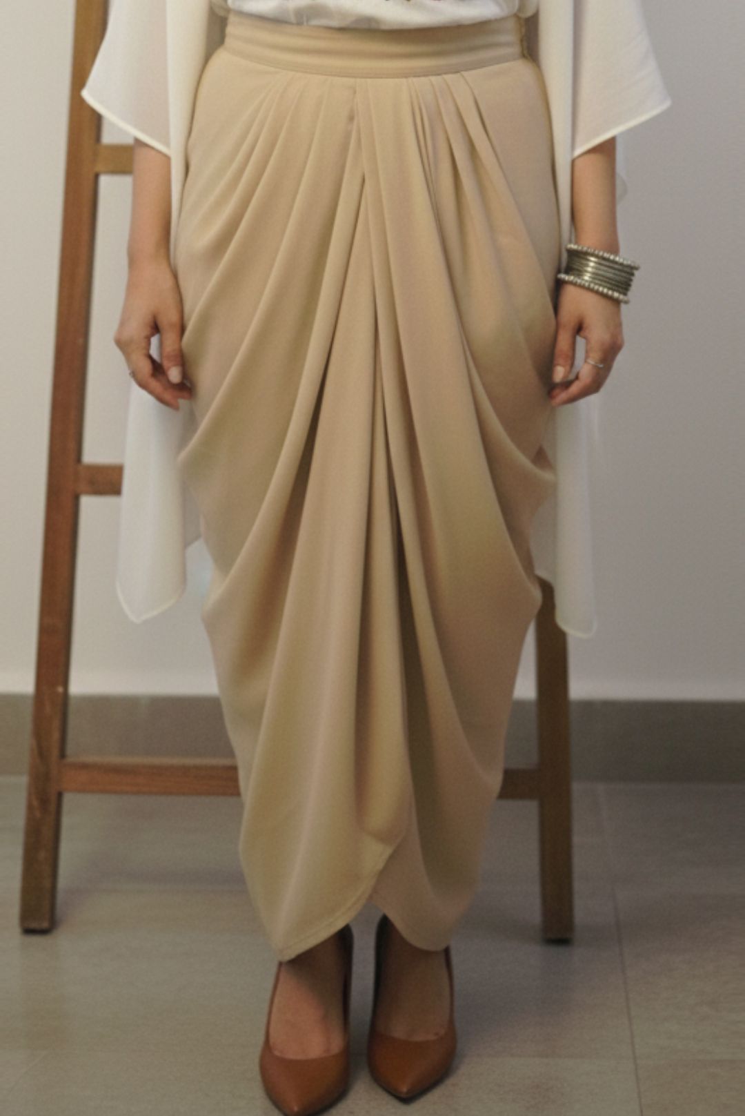 Fusion white Beige skirt