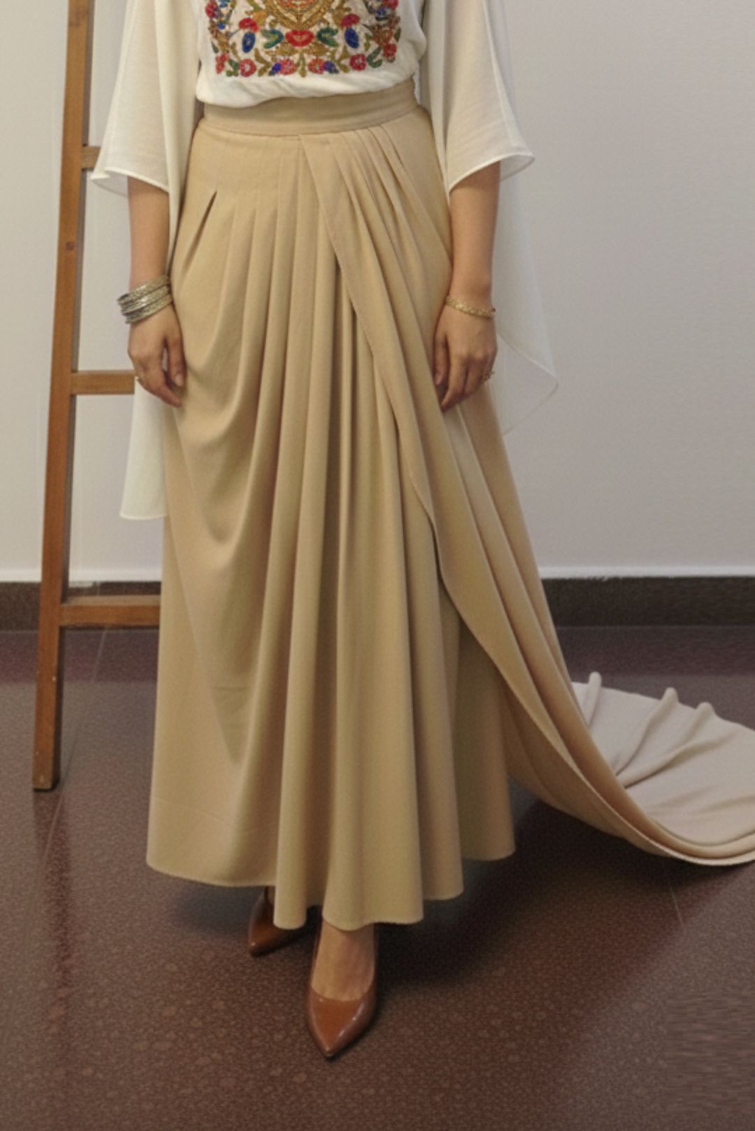 Fusion white Beige skirt
